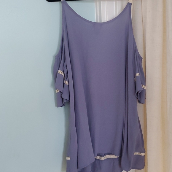 Torrid cold shoulder 00 top - Picture 6 of 6